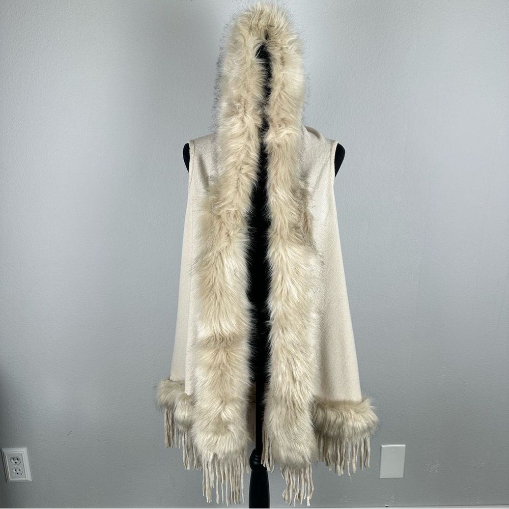Faux Fur Hooded Beige Vest One Size Fringe Trim Stretchy Bohemian Western Native